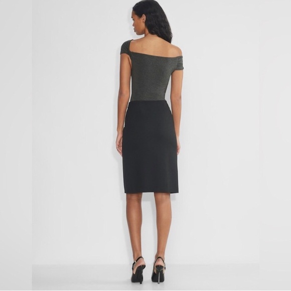 Aritzia Heather Charcoal Off-the-Shoulder Top - Picture 4 of 14